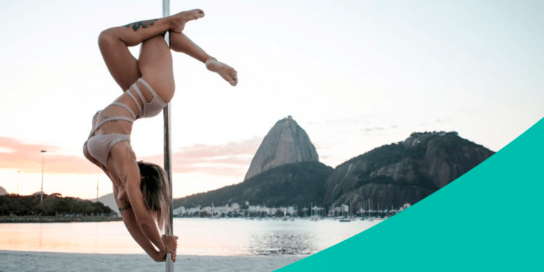 5 frases só quem faz pole dance pensa quando está calor