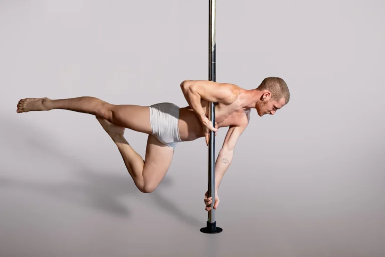 Prevenção de lesões no pole dance: cuidados e exercícios para evitar lesões